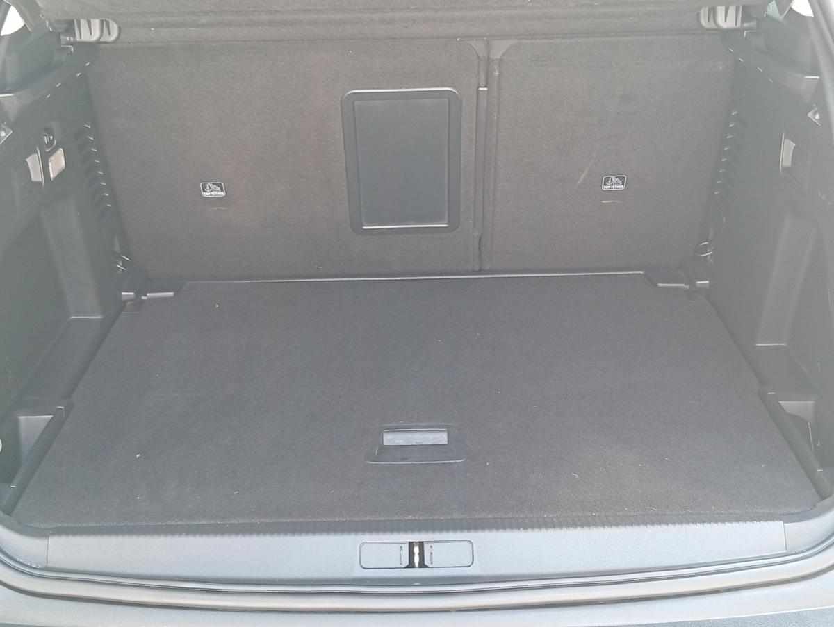 peugeot-3008-1-5-bluehdi-2018-diesel-1499cc