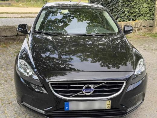 volvo-v40-d2-2015-diesel-1969cc