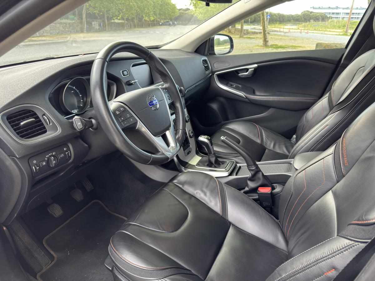 volvo-v40-d2-2015-diesel-1969cc