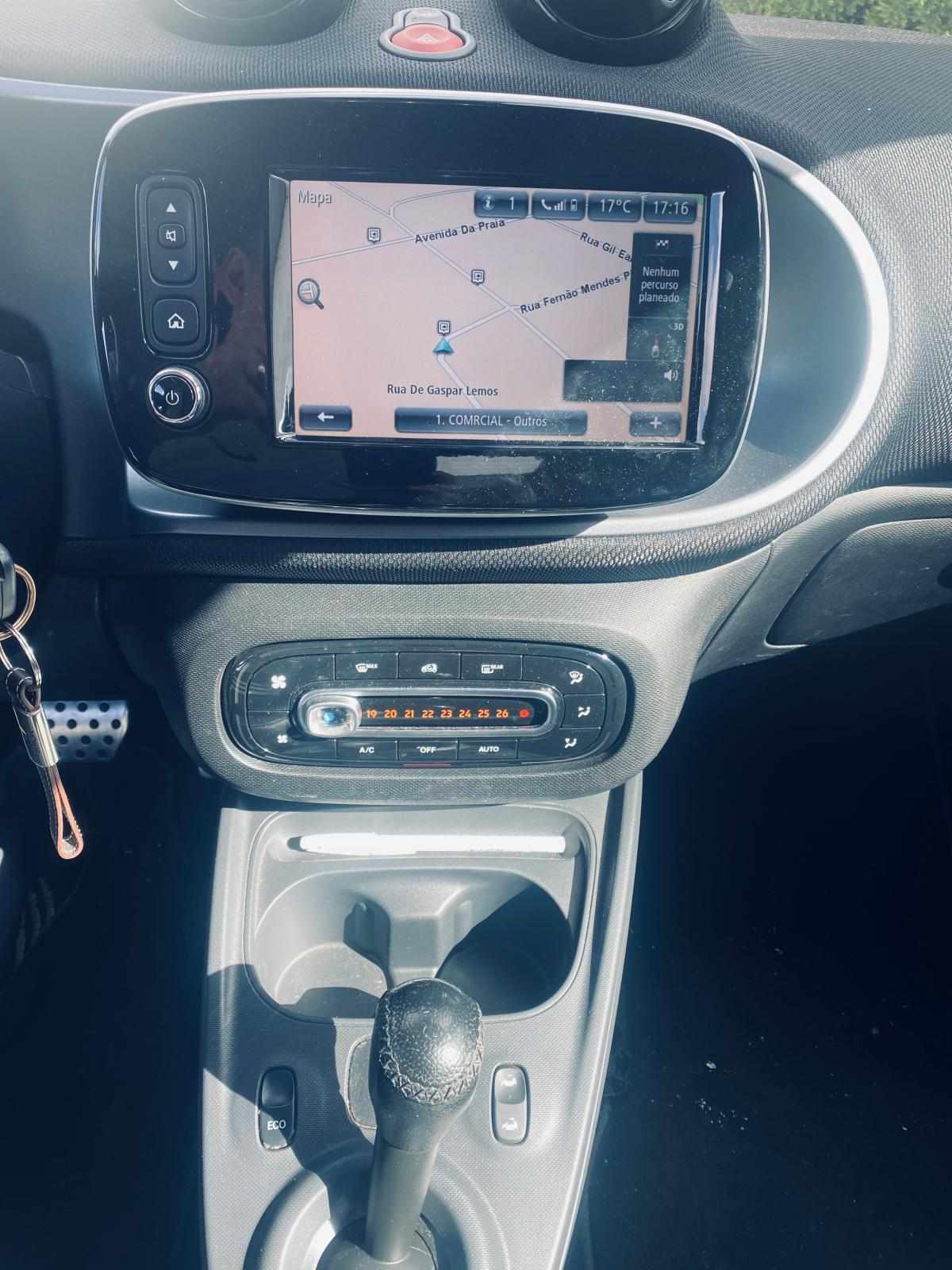 smart-fortwo-17-6-kwh-2019-eletrico