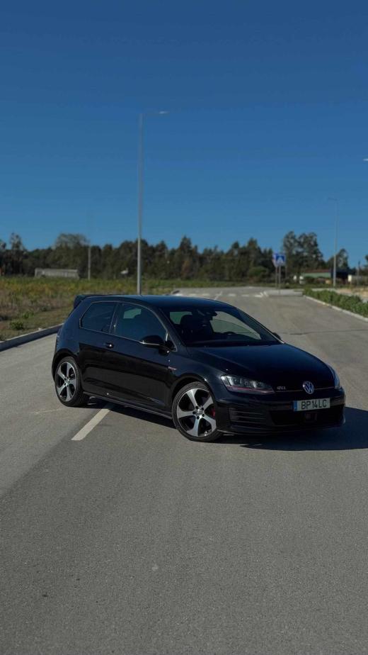 volkswagen-golf-gti-2-0-tsi-bluemotion-2014-gasolina-1984cc