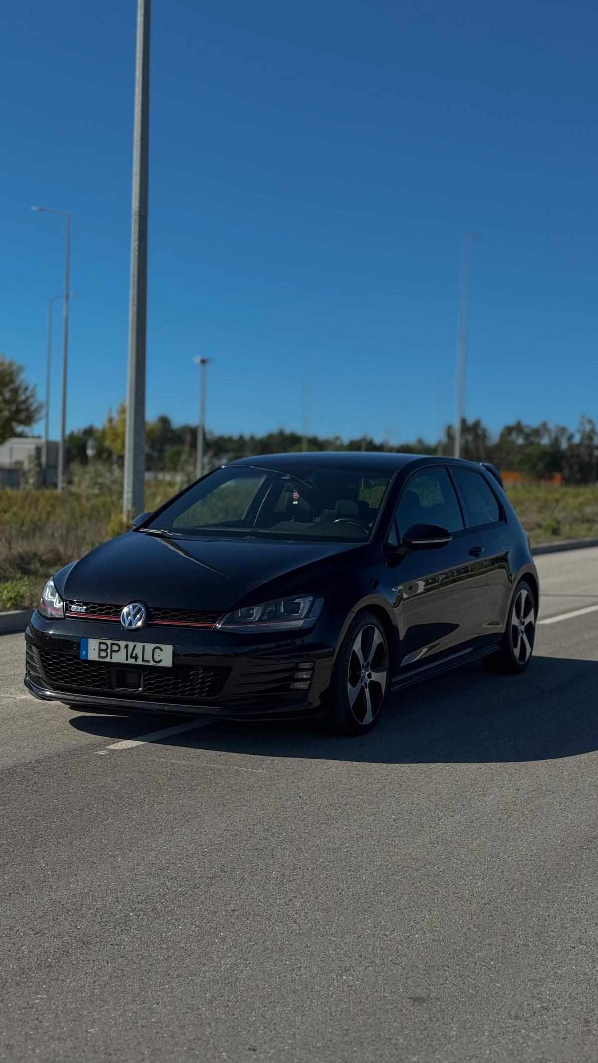 volkswagen-golf-gti-2-0-tsi-bluemotion-2014-gasolina-1984cc