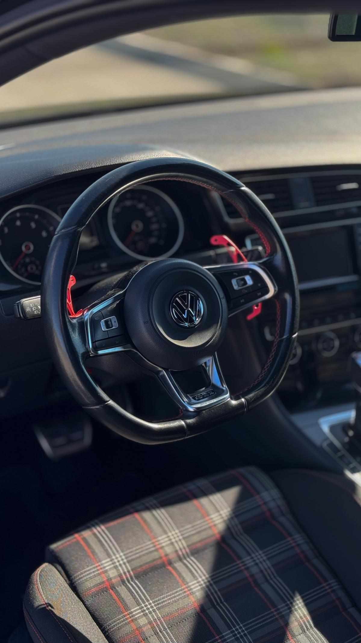 volkswagen-golf-gti-2-0-tsi-bluemotion-2014-gasolina-1984cc