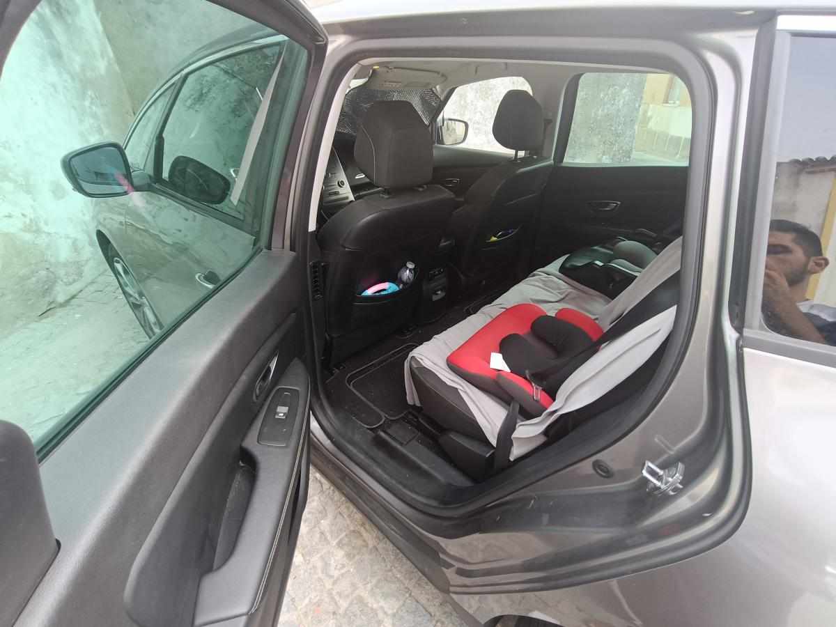 renault-grand-scenic-1-5-2019-diesel-1500cc