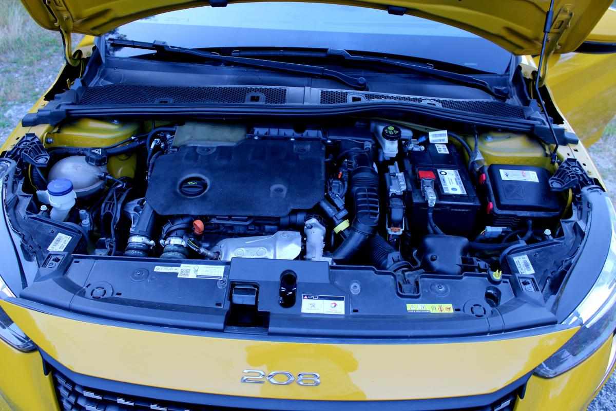 peugeot-208-1-5-bluehdi-2021-diesel-1499cc