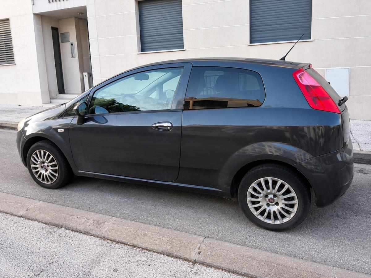 fiat-punto-1-2-75cv-2010-diesel-1248cc