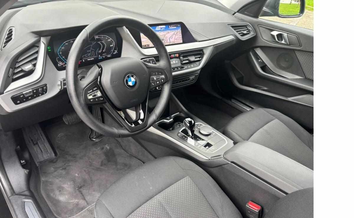 bmw-serie-1-116d-2023-diesel-1496cc