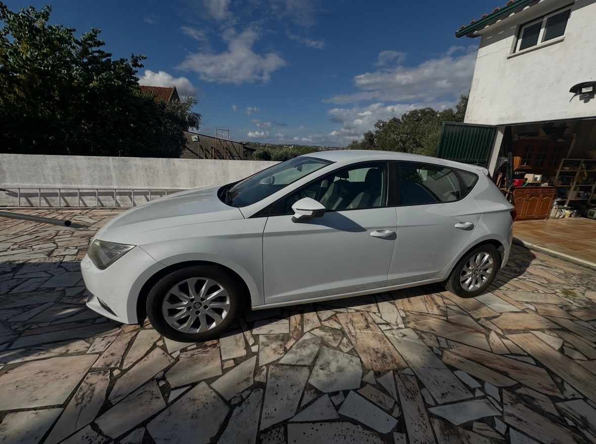 seat-leon-1-6-tdi-ecomotive-2014-diesel-1598cc