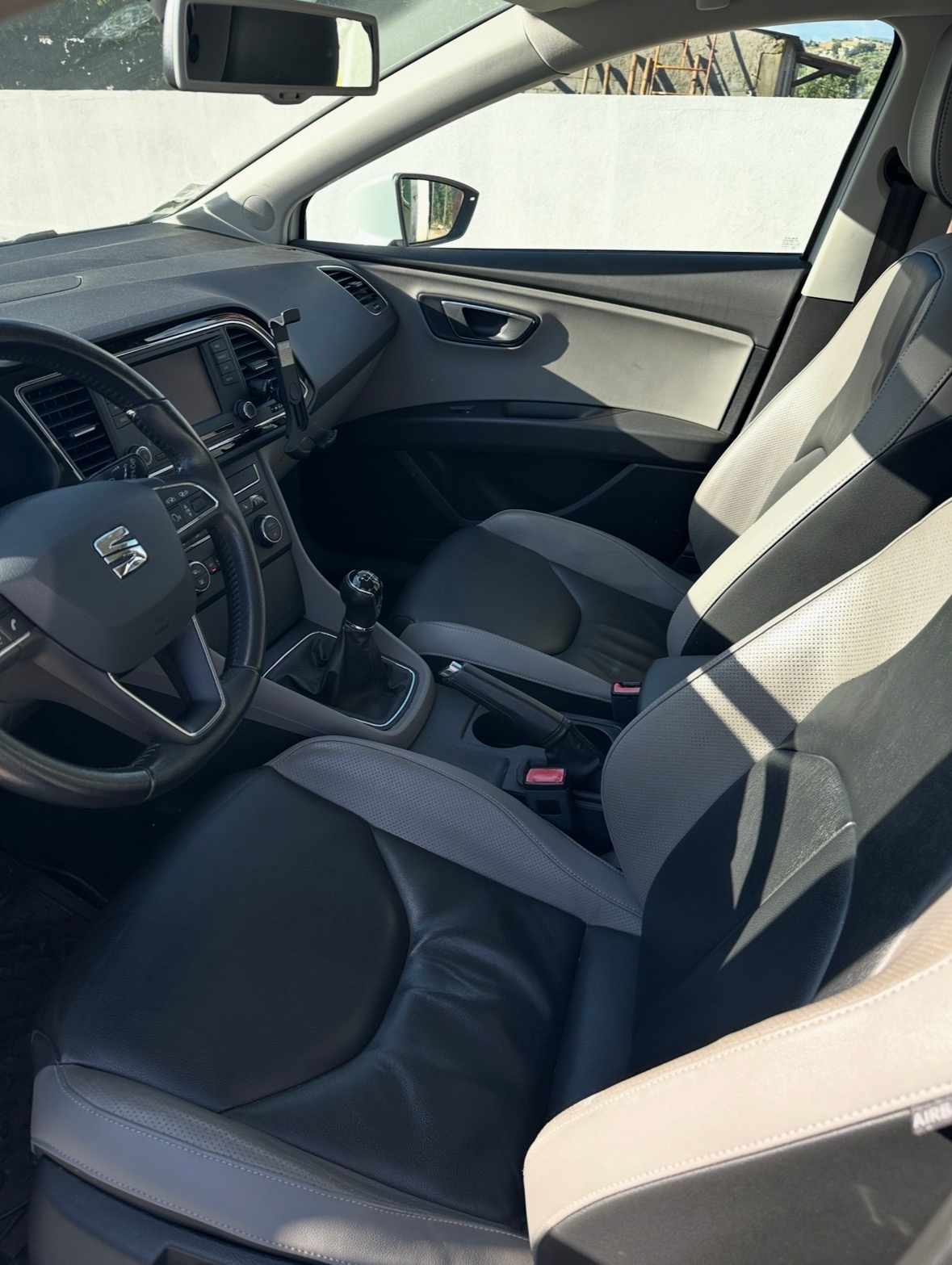 seat-leon-1-6-tdi-ecomotive-2014-diesel-1598cc