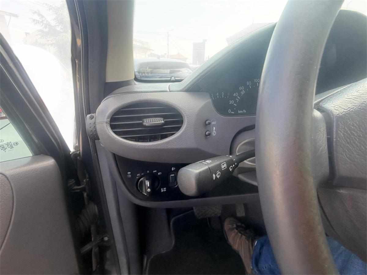 mercedes-benz-classe-a-a-140-2000-gasolina-1397cc