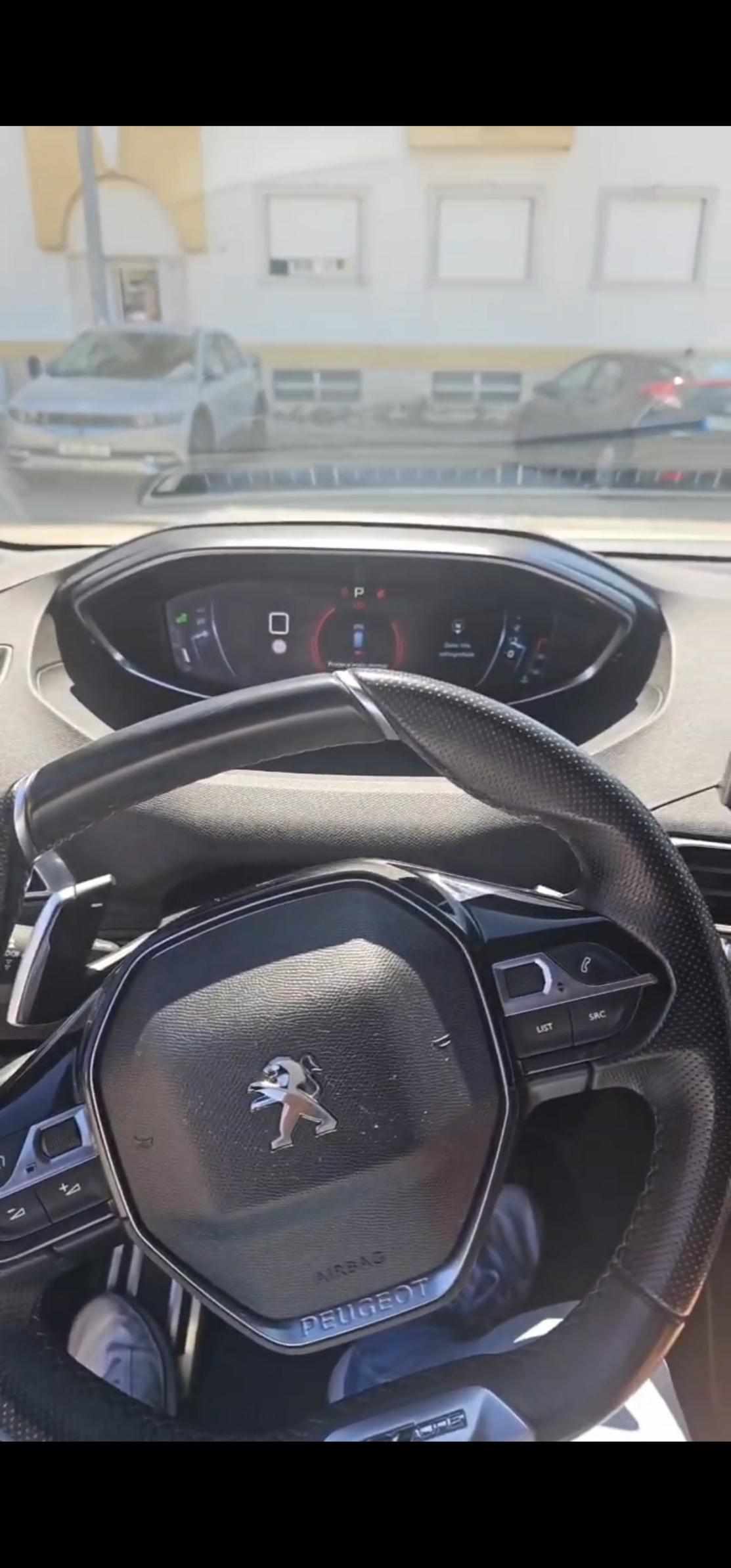 peugeot-3008-1-5-bluehdi-2018-diesel-1499cc