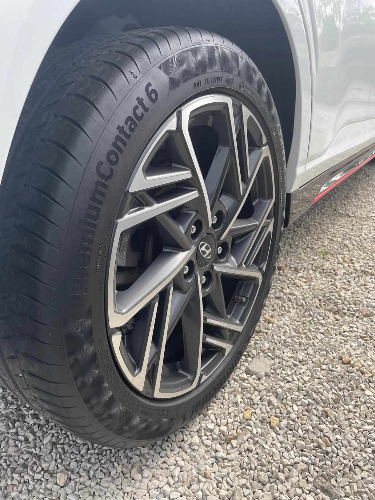 hyundai-kauai-1-0-120cv-2021-gasolina-998cc