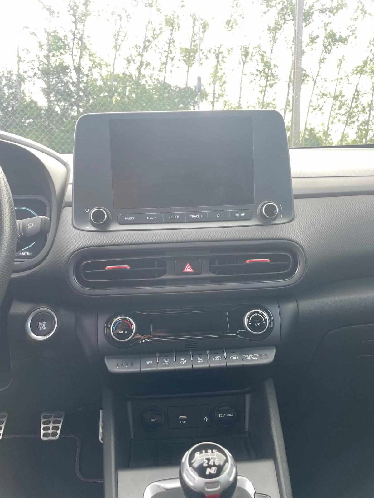 hyundai-kauai-1-0-120cv-2021-gasolina-998cc