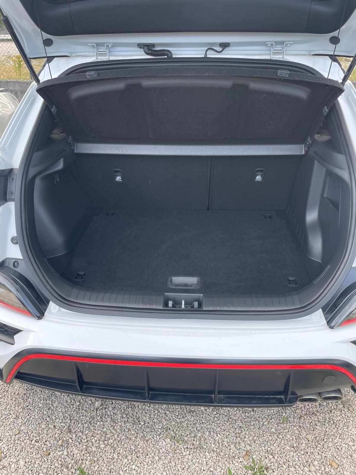 hyundai-kauai-1-0-120cv-2021-gasolina-998cc