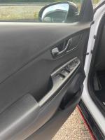 hyundai-kauai-1-0-120cv-2021-gasolina-998cc