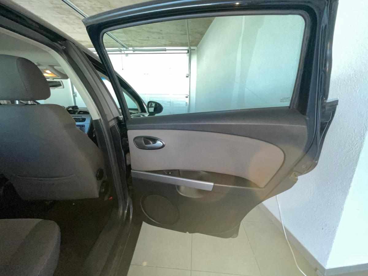 seat-leon-1-6-tdi-2011-diesel-1598cc