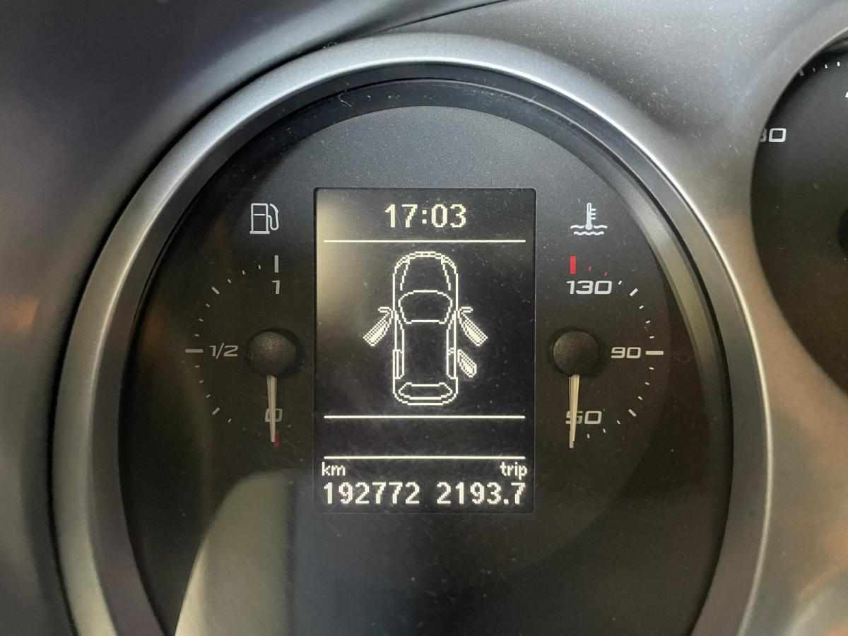 seat-leon-1-6-tdi-2011-diesel-1598cc