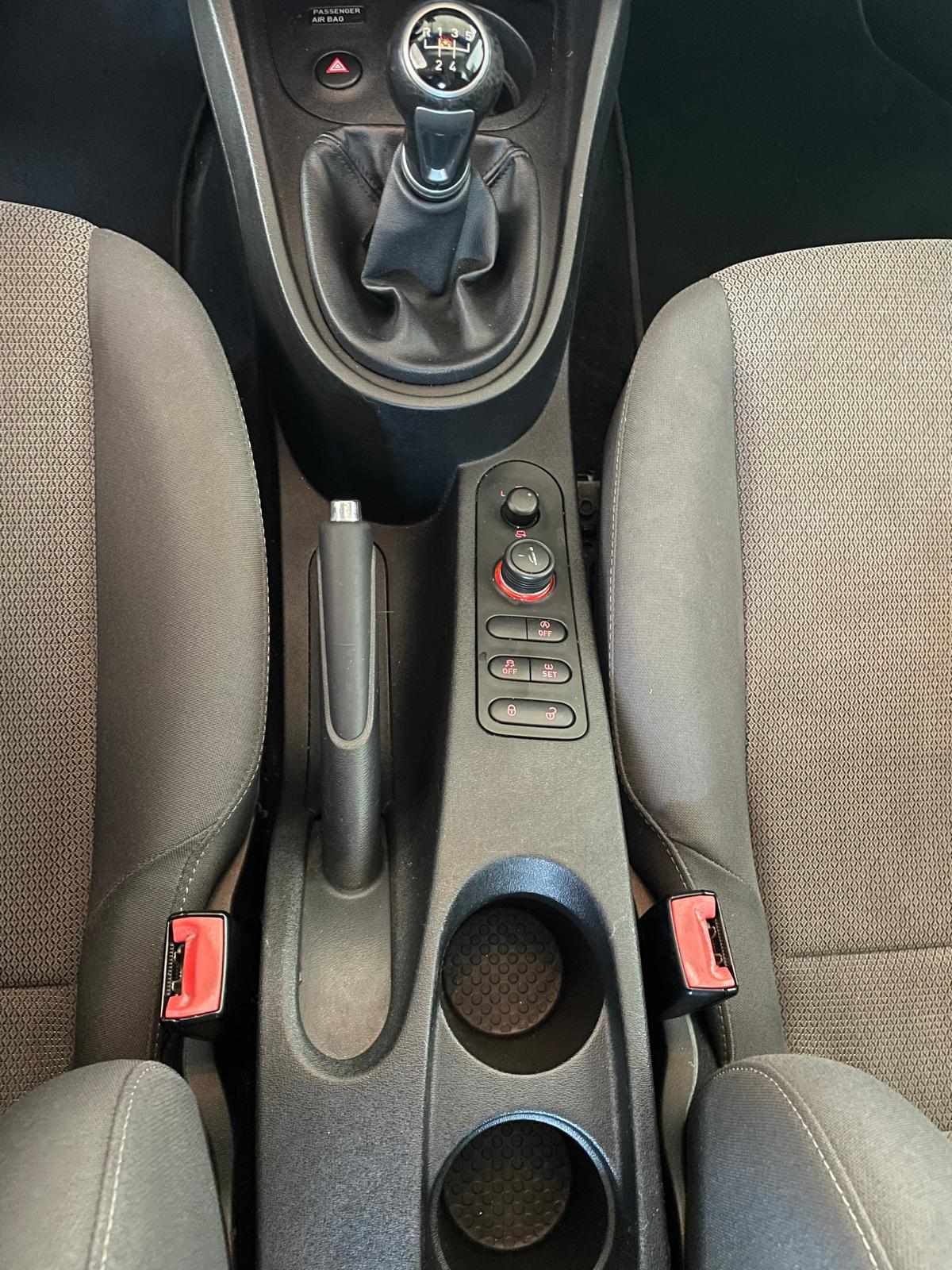 seat-leon-1-6-tdi-2011-diesel-1598cc