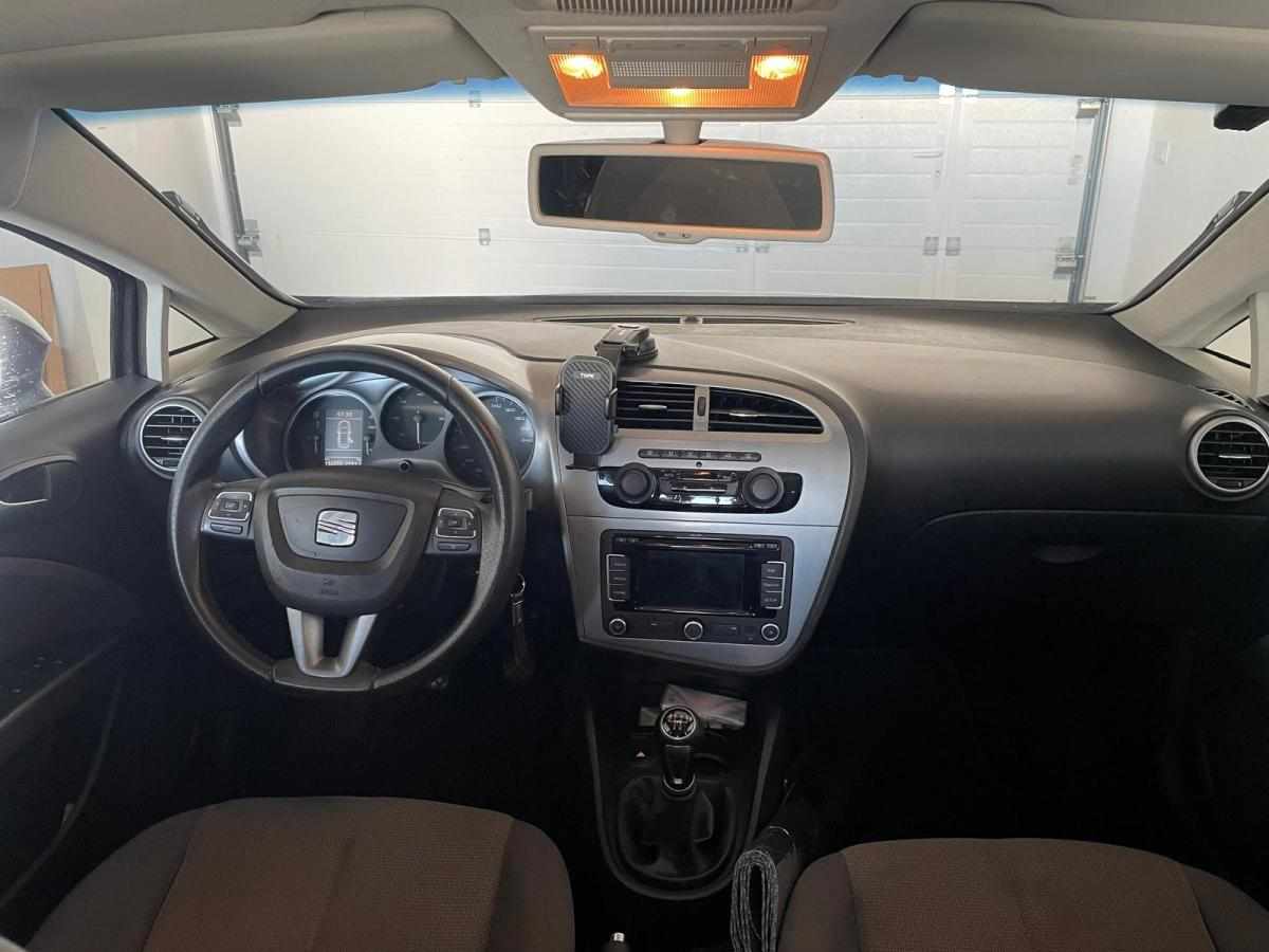 seat-leon-1-6-tdi-2011-diesel-1598cc