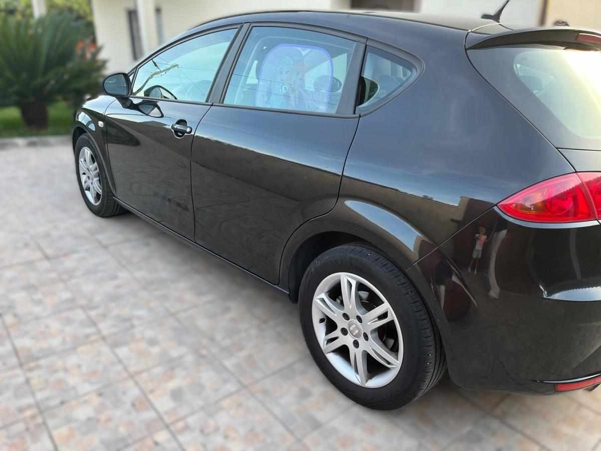 seat-leon-1-6-tdi-2011-diesel-1598cc