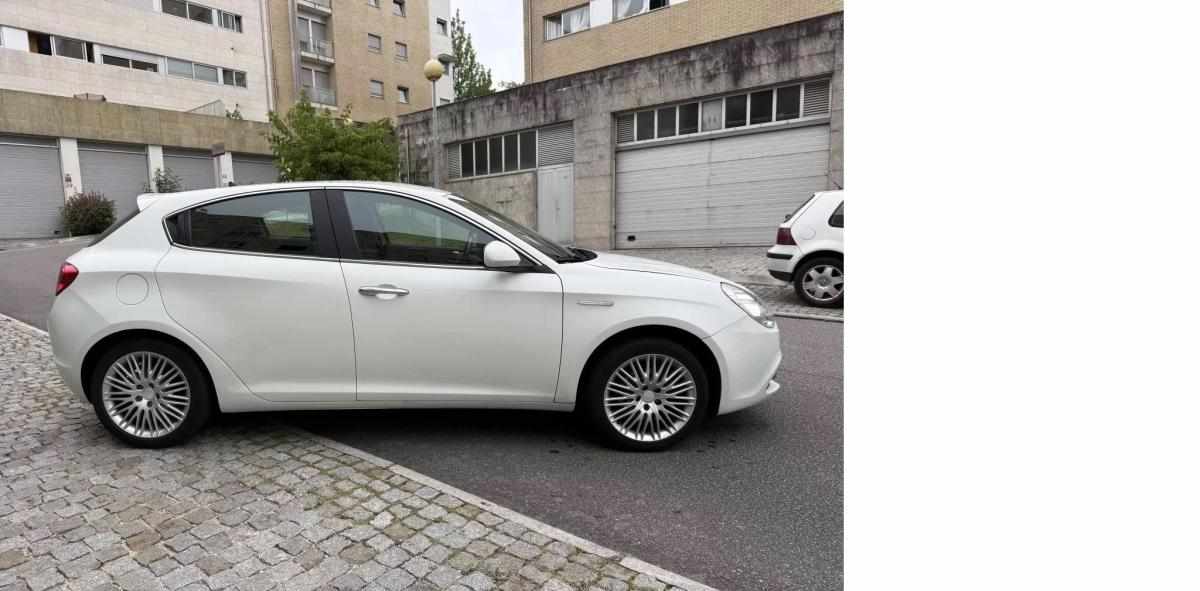 alfa-romeo-giulietta-1-6-jtdm-16v-2014-diesel-1598cc