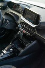 peugeot-2008-1-2-puretech-2021-gasolina-1199cc