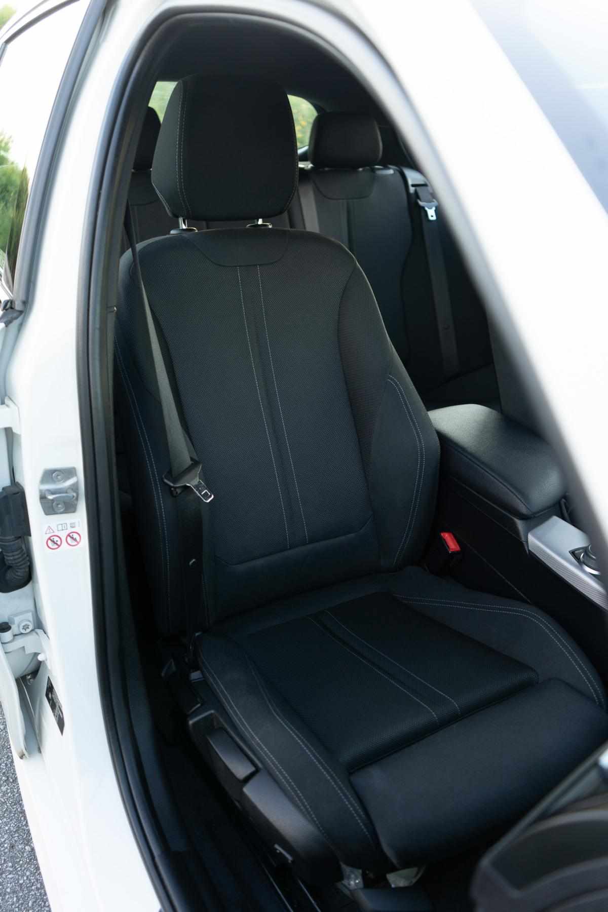 bmw-serie-1-118i-2019-gasolina-1499cc