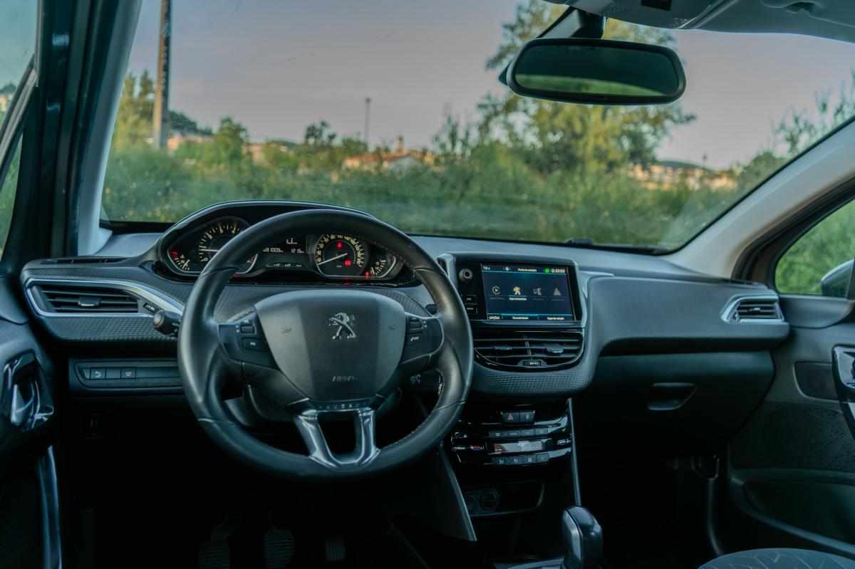 peugeot-2008-1-2-puretech-2019-gasolina-1199cc