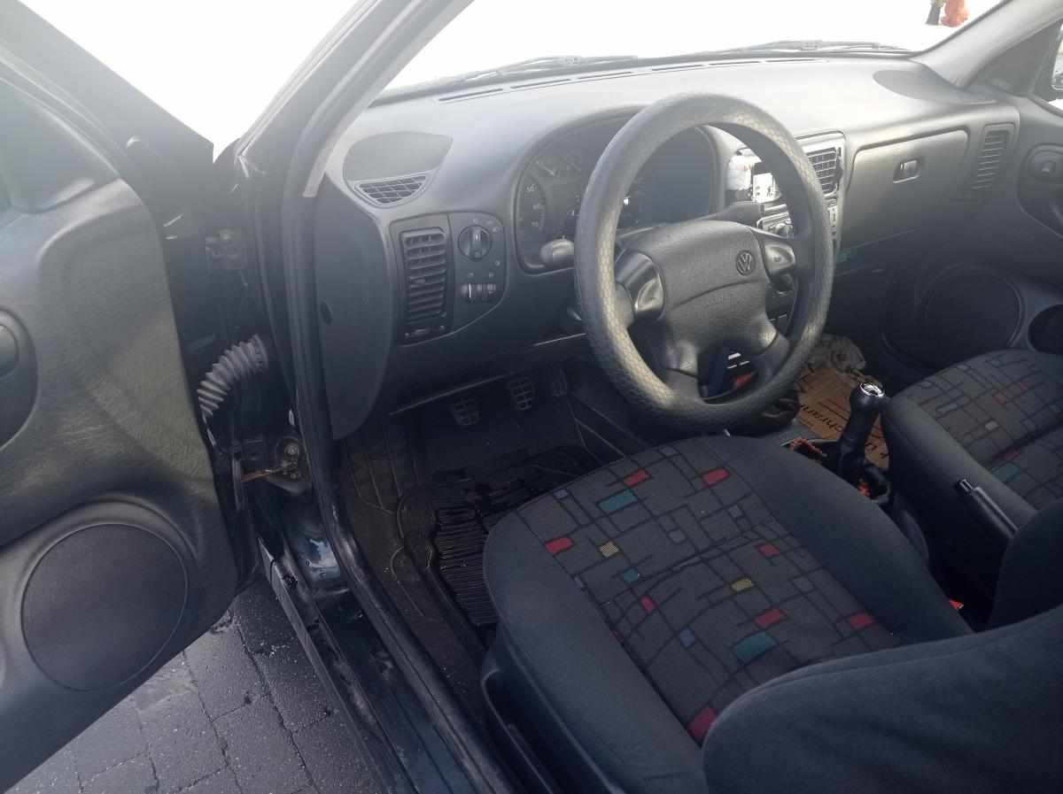 volkswagen-polo-1-0-50cv-1997-gasolina-999cc
