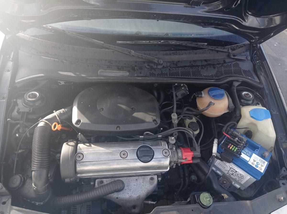 volkswagen-polo-1-0-50cv-1997-gasolina-999cc