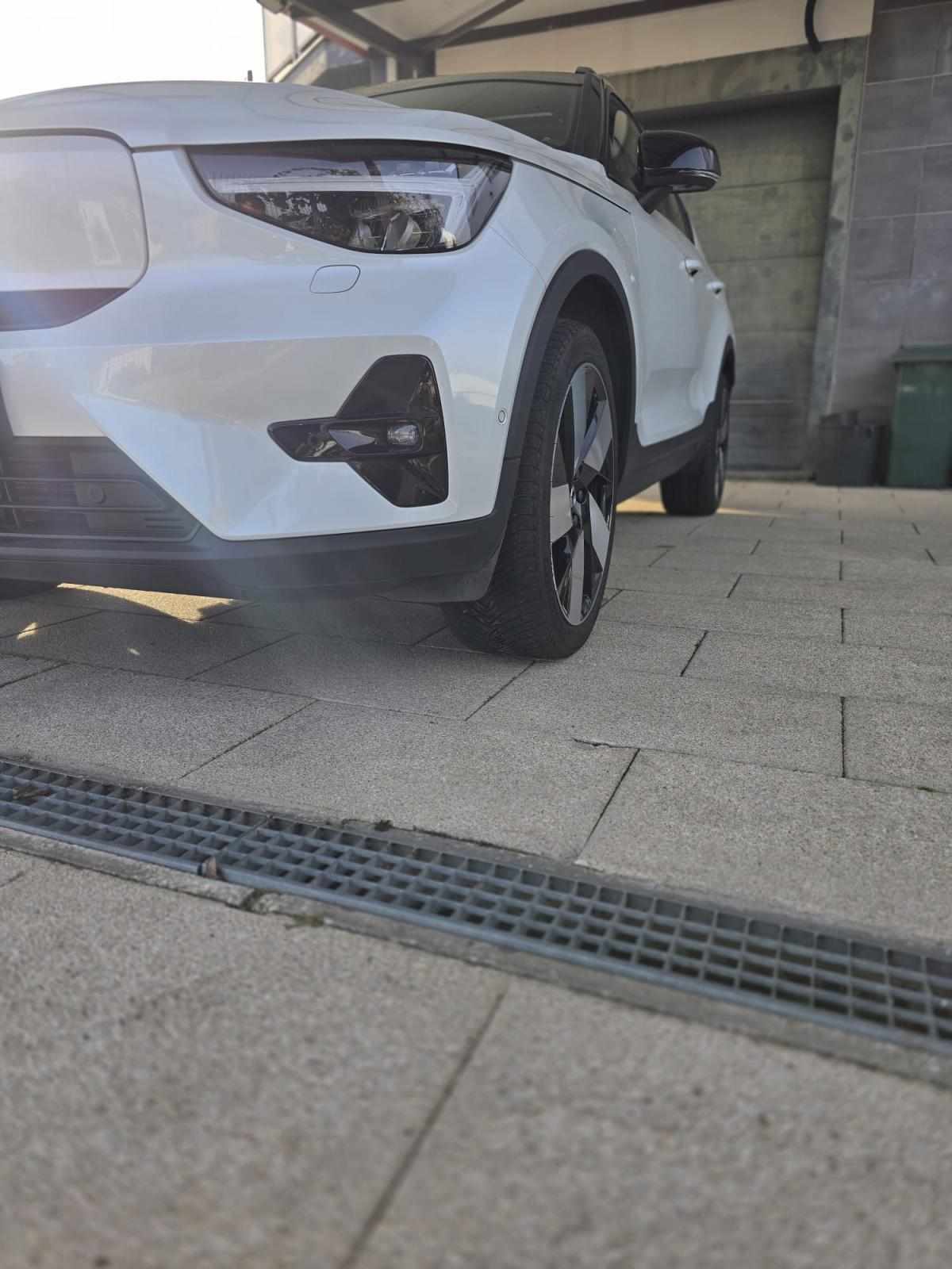 volvo-xc40-1-geracao-2023-eletrico