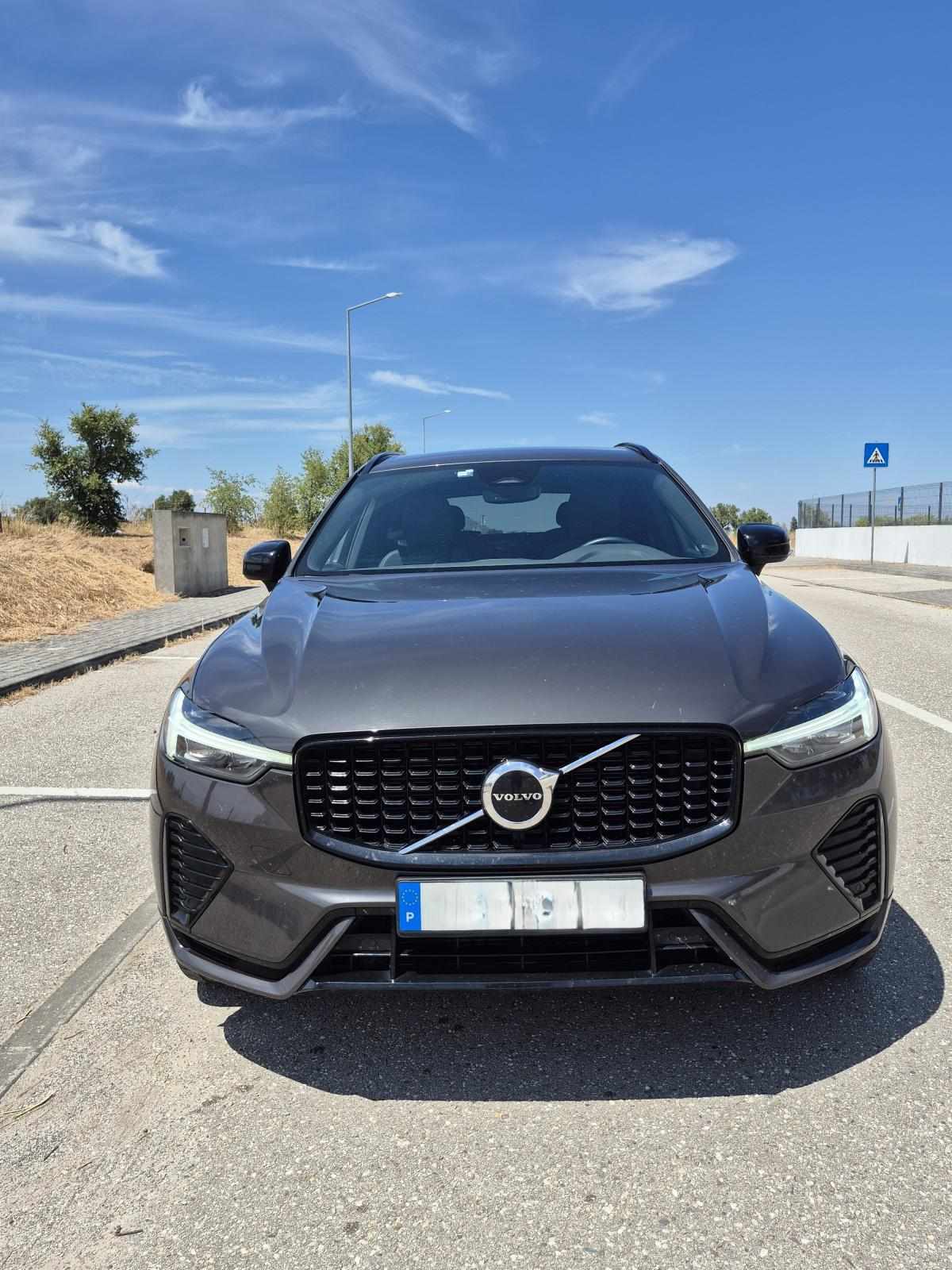 volvo-xc60-b4-2021-diesel-1969cc
