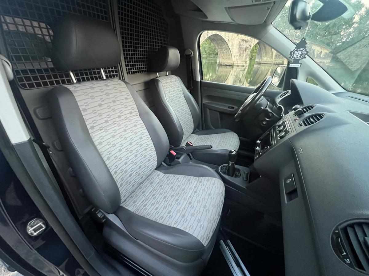 volkswagen-caddy-1-6-102cv-2012-diesel-1598cc