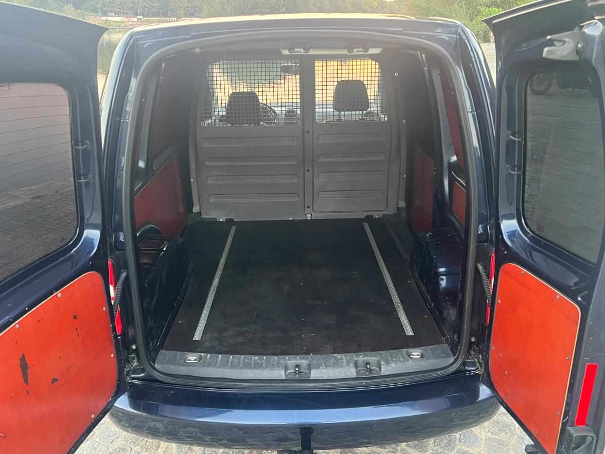 volkswagen-caddy-1-6-102cv-2012-diesel-1598cc