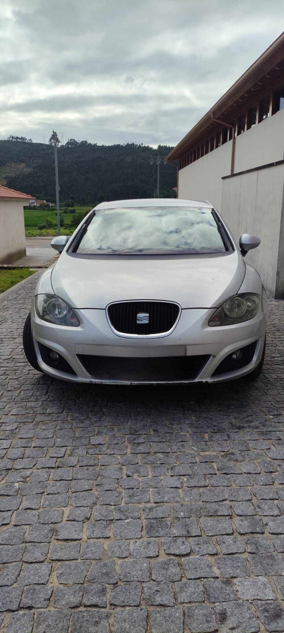seat-leon-1-6-tdi-2012-diesel-1598cc