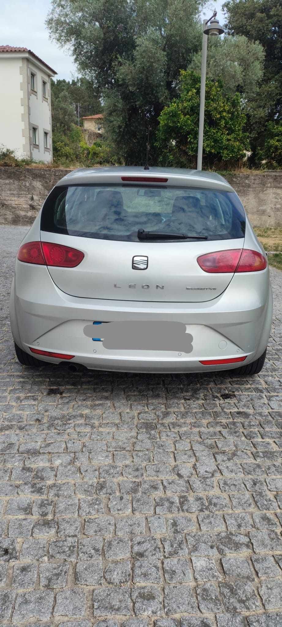 seat-leon-1-6-tdi-2012-diesel-1598cc