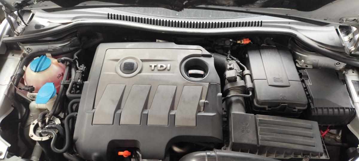 seat-leon-1-6-tdi-2012-diesel-1598cc