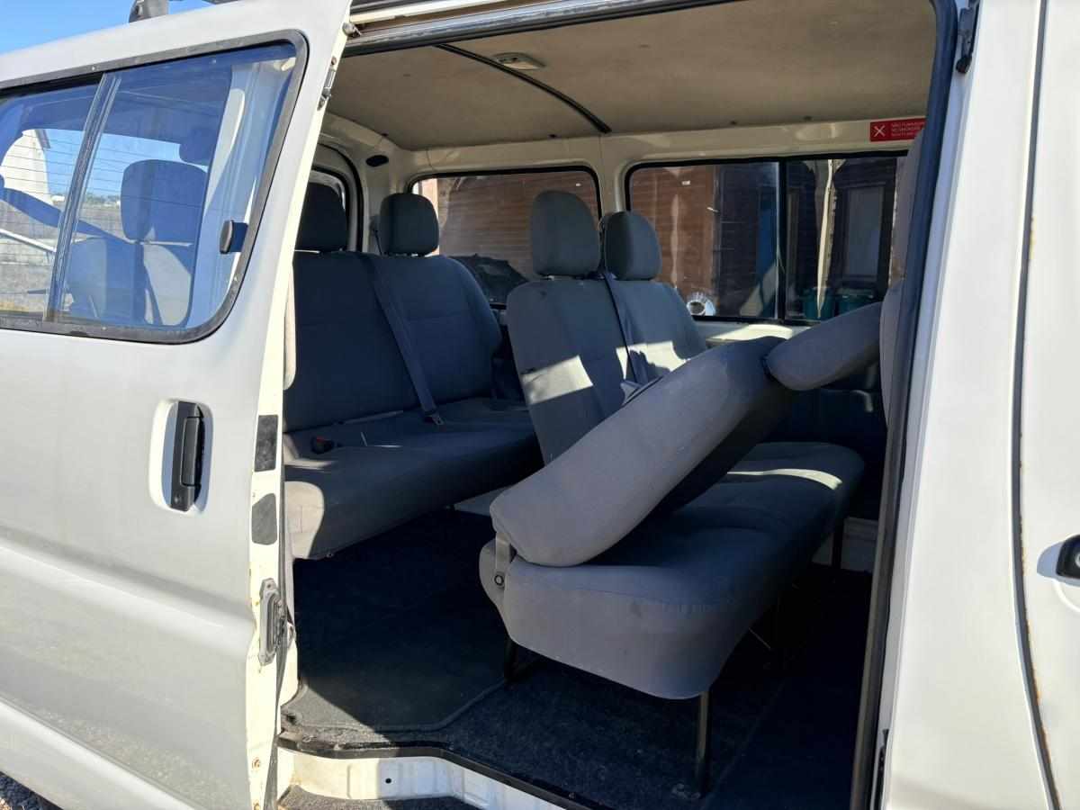toyota-hiace-2-5-88cv-2005-diesel-2494cc