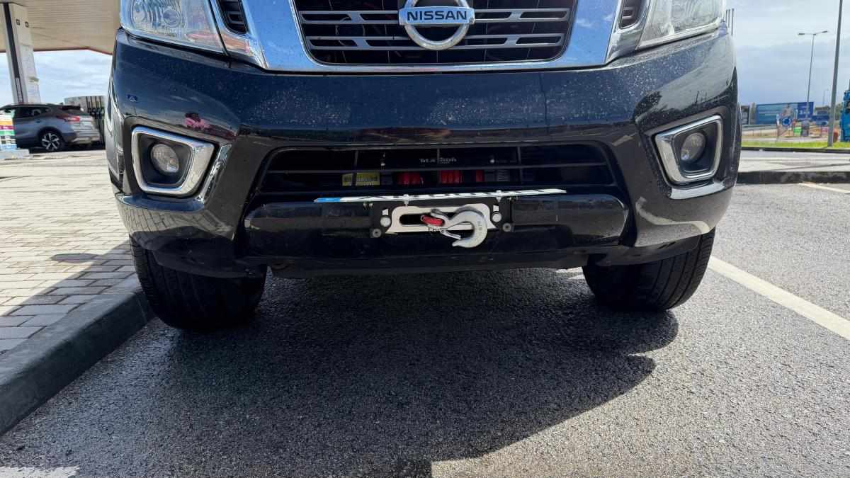 nissan-np300-navara-2-3-dci-awd-2016-diesel-2298cc