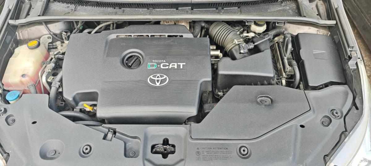 toyota-avensis-2-2-d-4d-2009-diesel-2231cc