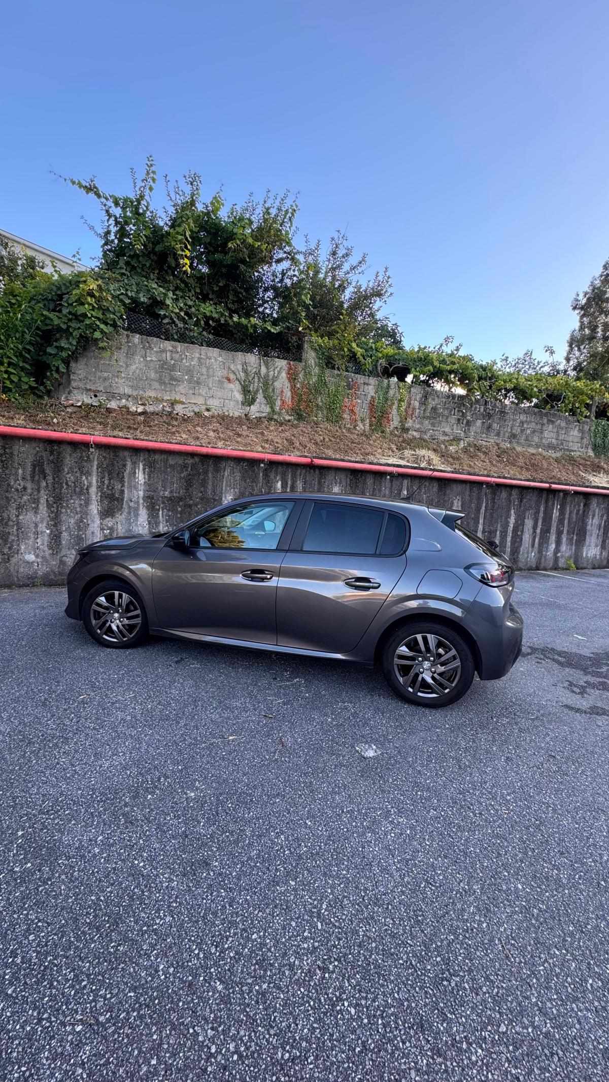peugeot-208-1-2-puretech-2021-gasolina-1199cc