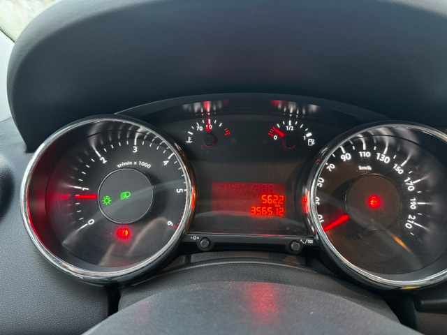peugeot-3008-1-6-hdi-fap-2011-diesel-1560cc