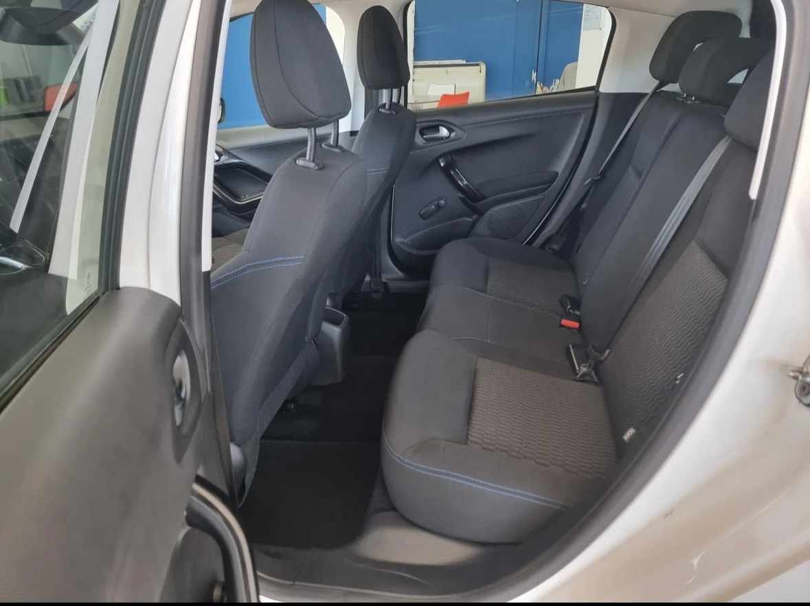 peugeot-208-1-2-vti-2018-gasolina-1199cc