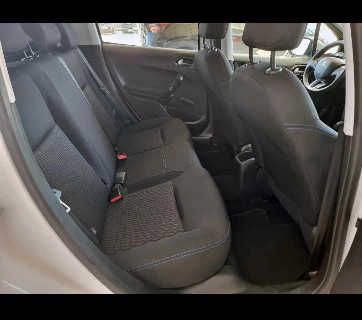 peugeot-208-1-2-vti-2018-gasolina-1199cc