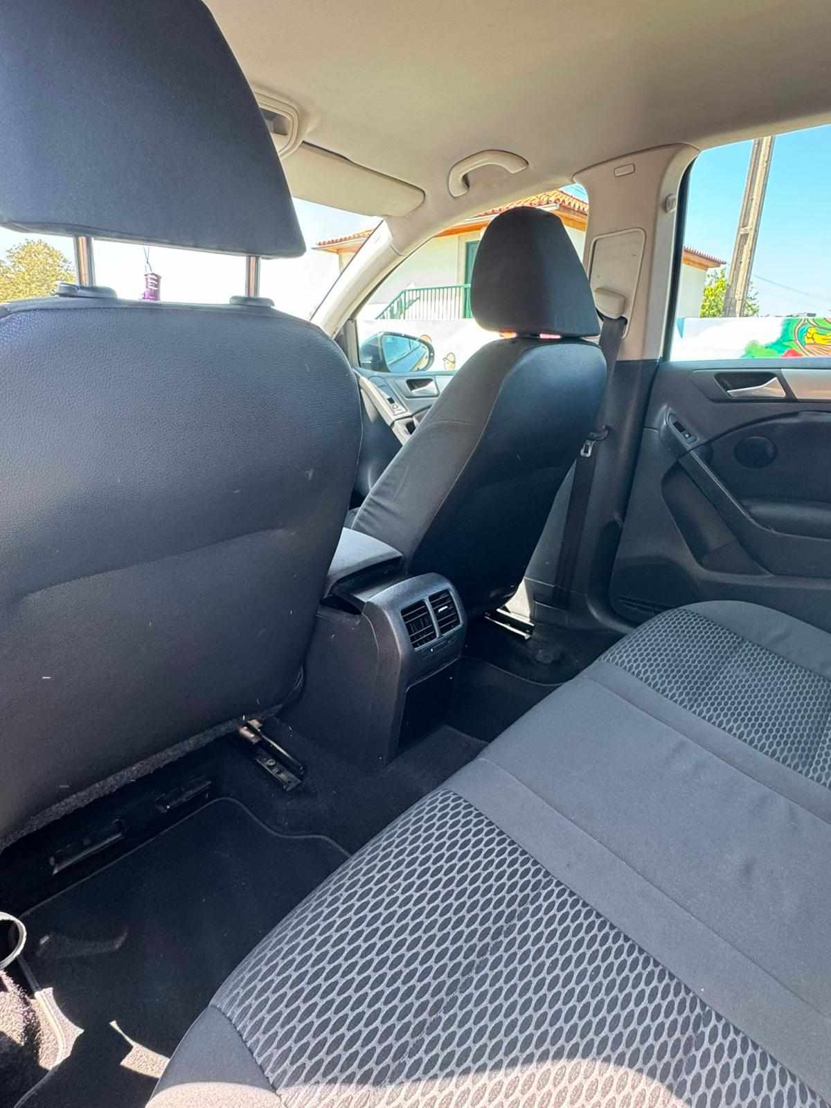 volkswagen-golf-2-0-tdi-2009-diesel-1968cc