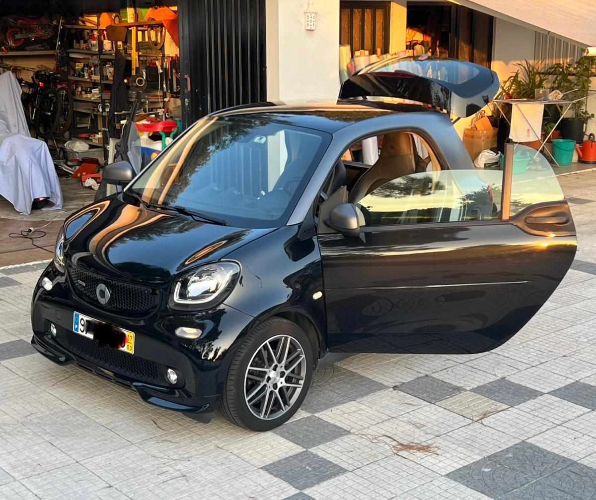 smart-fortwo-0-9-brabus-2017-gasolina-898cc