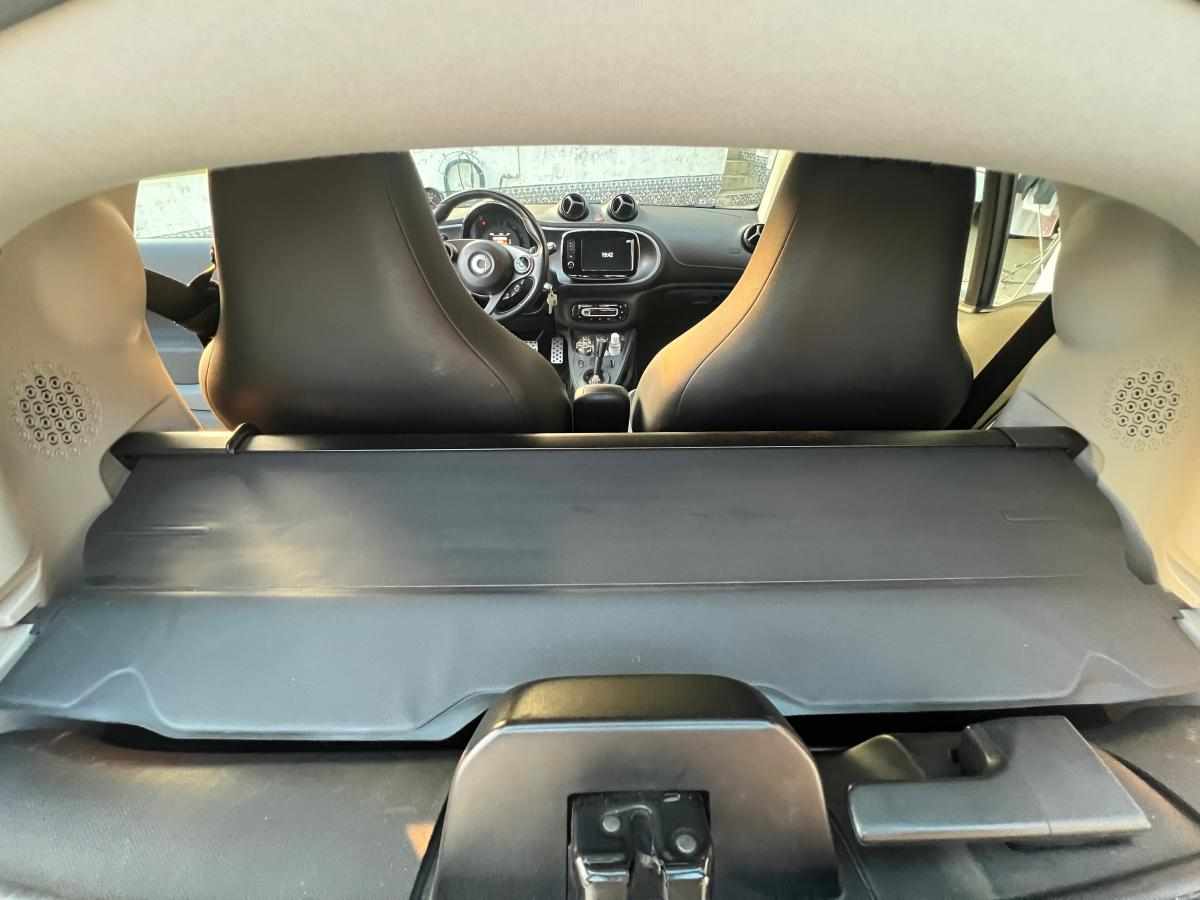 smart-fortwo-0-9-brabus-2017-gasolina-898cc