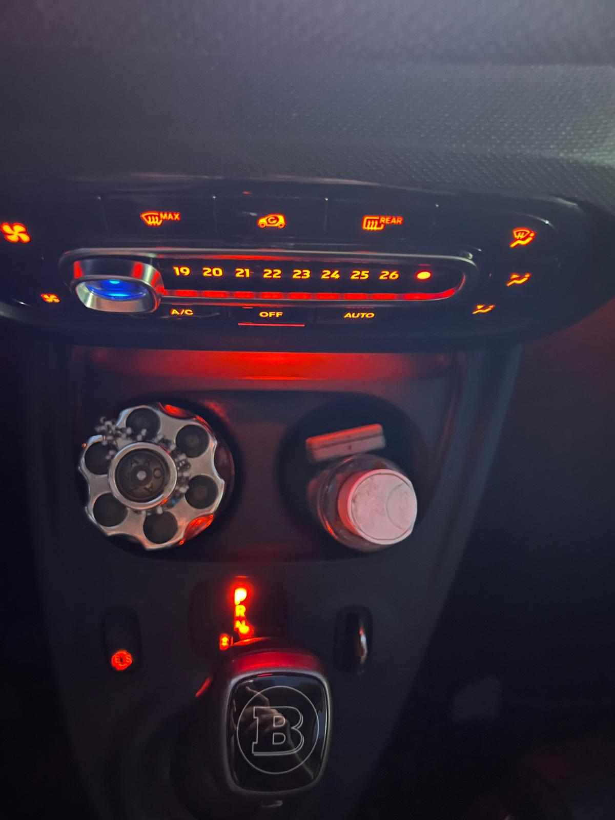 smart-fortwo-0-9-brabus-2017-gasolina-898cc