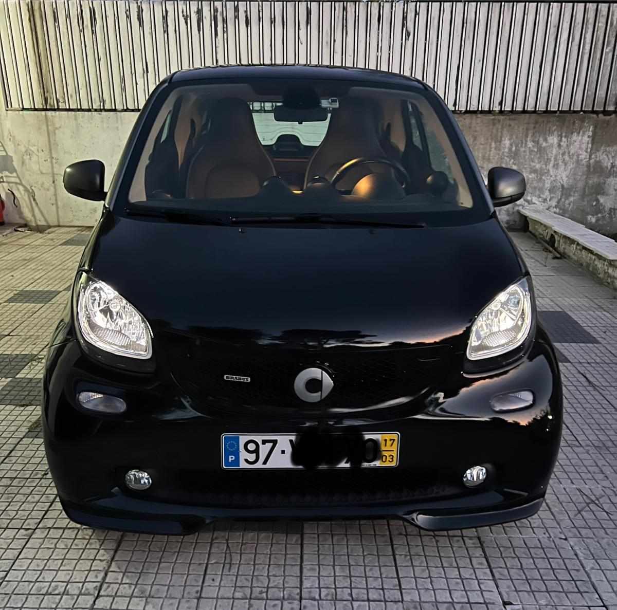 smart-fortwo-0-9-brabus-2017-gasolina-898cc
