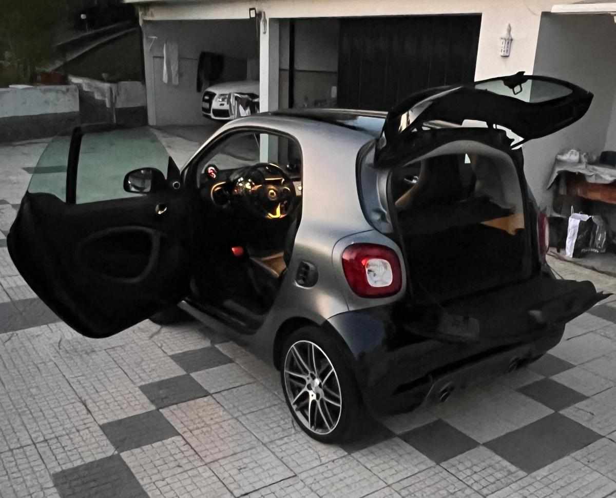 smart-fortwo-0-9-brabus-2017-gasolina-898cc
